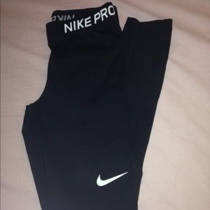 Small Nike Pro Leggings Black